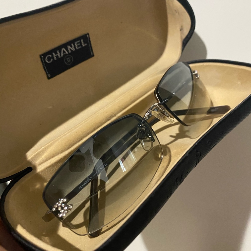 Rare Vintage Chanel Sunnies/Shades